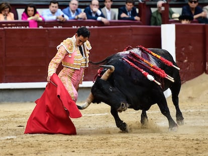 Fortes, en un muletazo por bajo el pasado 21 de mayo en Las Ventas.