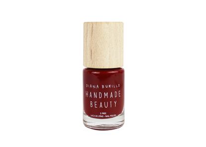 Apple, el esmalte rojo vegano de Handmade Beauty que da color y trata la uña.