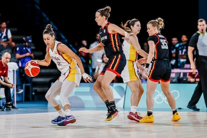 La seleccin espa?ola de baloncesto ante la seleccin belga en los Juegos Olmpicos de Pars 2024.