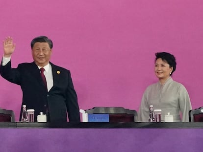 Xi Jinping, presidente chino, y su esposa, Peng Liyuan, el 23 de septiembre en la inauguración de los Juegos Asiáticos, en Hangzhou.