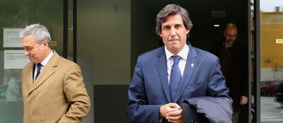 El exalcalde de Paterna, Lorenzo Agust&iacute;, a la derecha.