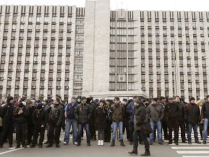 Manifestaci&oacute;n a favor de Yanuk&oacute;vich en febrero en Donetsk.
