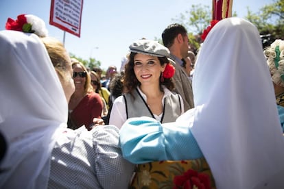 Isabel Díaz Ayuso en la pradera de San Isidro.