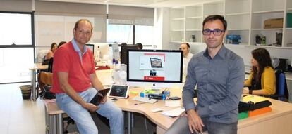 Ignacio Latasa, a la derecha, y Ricardo Oficialdegui, creadores de Polygon Education.