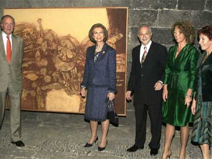 Los Reyes, Adán Martín, Isabel García (alcaldesa de Arrecife) e Inés Rojas (presidenta del Cabildo de Lanzarote).