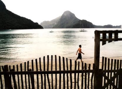 De viaje por una playa filipina