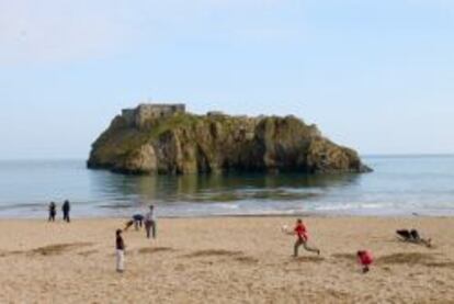 Isla de Santa Catalina y playa deTenby.