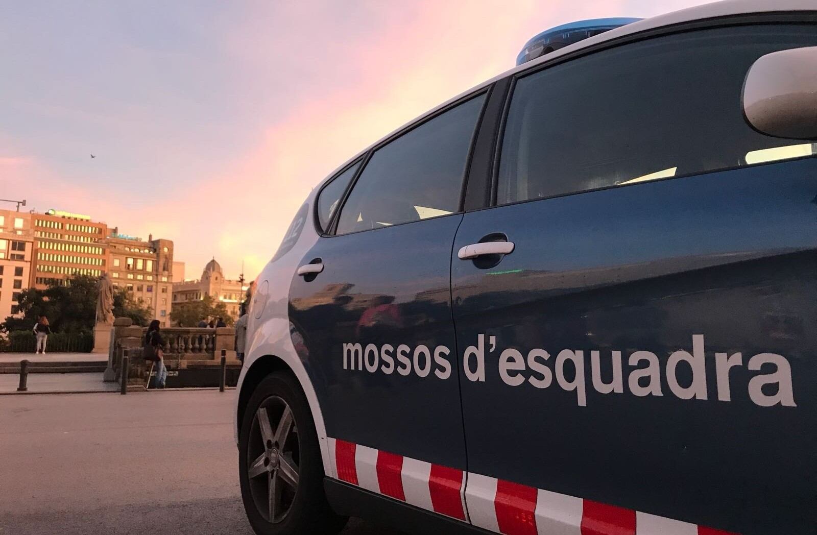 Detenida una adolescente de 14 años por amenazas de muerte a alumnos de una escuela de Barcelona