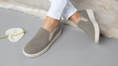 zapatillas Yuccs, zapatillas mujer, zapatillas mujer vestir, zapatillas mujer casual, zapatillas deportivas mujer, zapatillas comodas, zapatillas sostenibles, zapatillas transpirables, zapatillas sin cordones, deportivas mujer, regalo dia de la madre, que regalar el día de la madre, regalos para madres