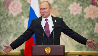 Vladímir Putin, durante una rueda de prensa en Qingdao (China), este domingo.
