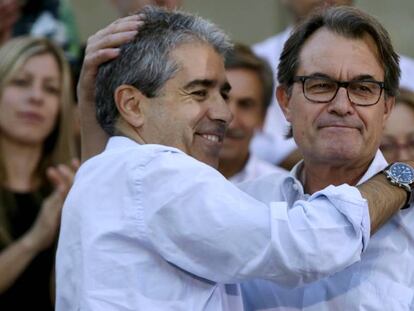 Francesc Homs (l) and Artur Mas at a pro-independence rally.