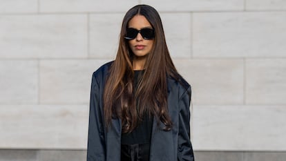 Artículo de EL PAÍS Escaparate sobre un spray antiencrespamiento formato sérum que arrasa en ventas.