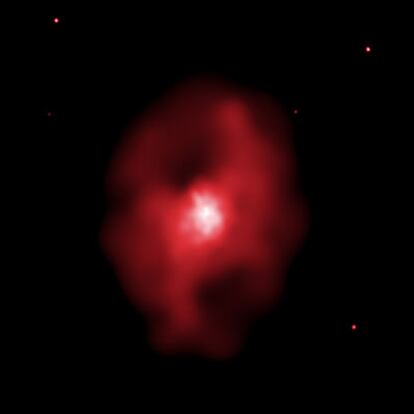Imagen de rayos X de la emisión alrededor del gran agujero negro.