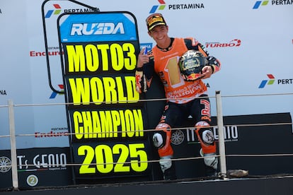 Jose Antonio Rueda gana Moto3
