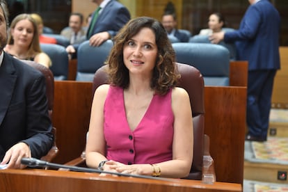 La presidenta de la Comunidad de Madrid, Isabel Díaz Ayuso, durante el pleno de la Asamblea de Madrid.