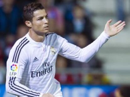 Cristiano celebra un gol ante el Eibar