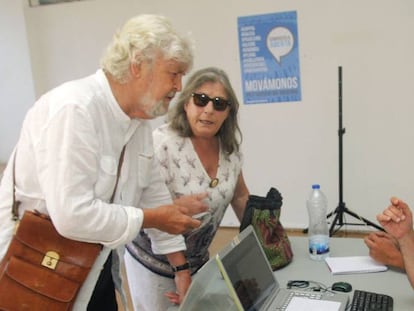 Xosé Manuel Beiras vota en las primarias de En Marea, este jueves.