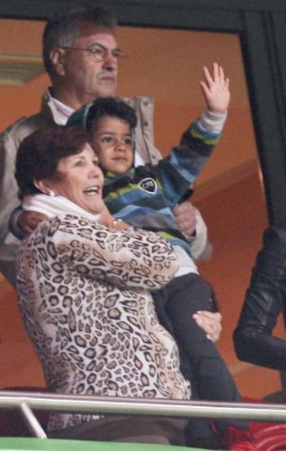 María Dolores Aveiro, junto a Cristiano Ronaldo Jr.