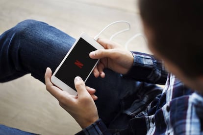 Uso de Netflix en un smartphone