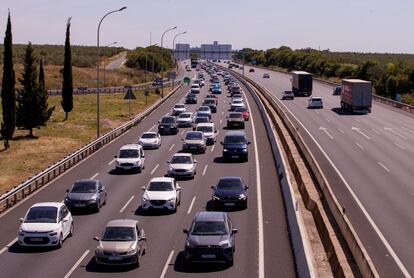 Retención en una carretera sevillana.