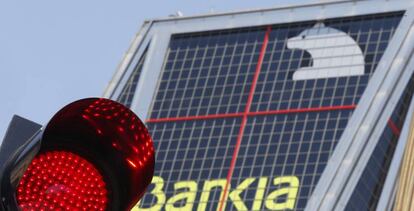 Vista de la torre de Bankia en la madrileña Plaza de Castilla. EFE/Archivo