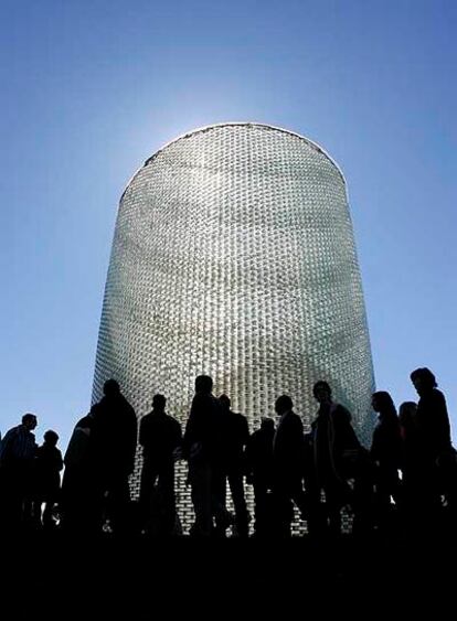 Inauguración del monumento a las víctimas del 11-M erigido en Atocha.