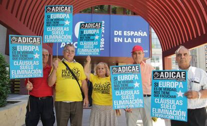 Concentración en Madrid de afectados por las cláusulas suelo de las hipotecas.