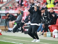 Marie-Louise Eta durante su primer partido como entrenadora del Unión Berlín ante el Wolfsburgo.