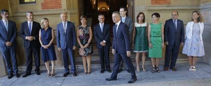 El lehendakari en el Palacio de Miramar de San Sebastián con los miembros de su gabinete.