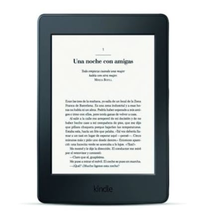 “Me llevo el Kindle 6 a todas partes: es muy práctico y me ha sido muy útil a la hora de documentarme para mi libro. No paro de leer sobre feminismo, pero también novelas escritas por mujeres. Lo que tiene que contar un hombre no es lo mismo que una mujer. Ni una mujer blanca contará lo mismo que una mujer negra. Tenemos que contar y leer otras historias para enriquecer el relato”.