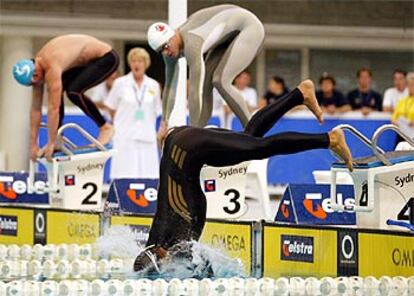 Momento en que Ian Thorpe hace la salida falsa el pasado 27 de marzo en la piscina olímpica de Sidney.