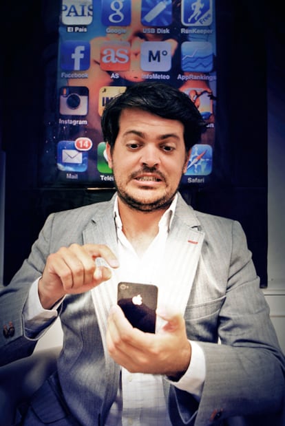 El hombre del dedo. Raimundo Alonso-Cuevillas, de Mobivery. Su empresa ha sido una de las pioneras, desarrollando más de 200 'apps'.