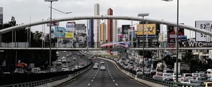 Viaducto Bicentenario en el Estado de México, operado por OHL.