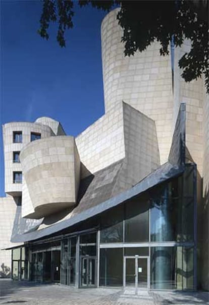 La nueva sede de la Cinemateca Francesa en París, en el edificio concebido en los años noventa por Frank Gehry.
