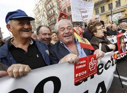 Cabeza de la manifestación de los afectados de Fórum y Afinsa.