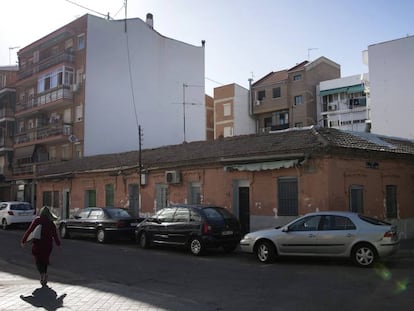 Casas de la calle Peironcely 10, en Vallecas, Madrid. 