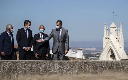 Acto oficial de la reapertura de la frontera entre España y Portugal.