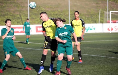 El equipo anfitrión, el Nàstic, el sábado durante su partido contra el Villarreal.