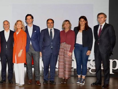 Foto de ‘ClosinGap Economic Equality Summit’, con la ministra de Hacienda, María Jesús Montero (sexta por la izquierda).