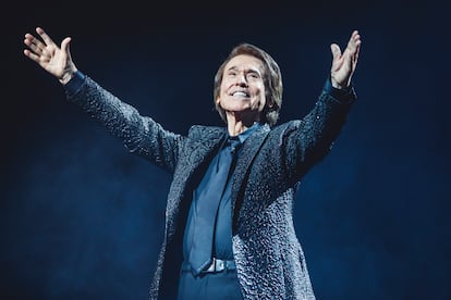 Raphael, durante un concierto en el WiZink Center de Madrid, en 2020.