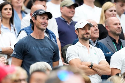 Ferrero junto al fisio Juanjo Moreno, tras el triunfo de Alcaraz contra Tiafoe del pasado domingo.