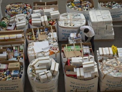 Un almacén de un banco de alimentos en Barcelona. / Carles Ribas