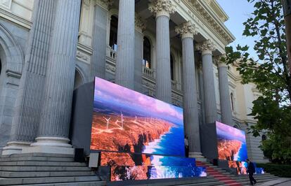 Preparativos en la Bolsa para el estreno de Acciona Energía, en julio de 2021