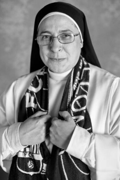 Sor Luc&iacute;a Caram, retratada en su convento de Manresa.