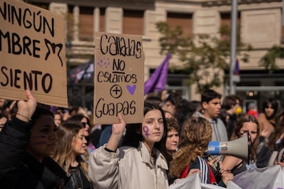 Manifestació als carrers de Barcelona el 8 de març del 2024.