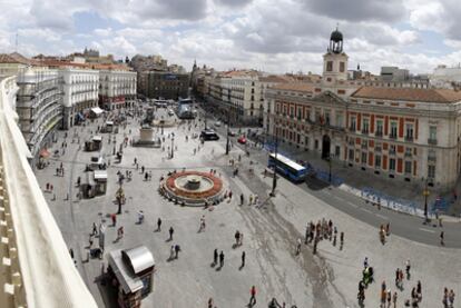 La Puerta del Sol, ayer, tras el desalojo y la limpieza.