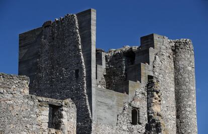 Cualquier reconstrucción que se haga de la fortaleza hará evidente cuál es la parte original y cuál la moderna.