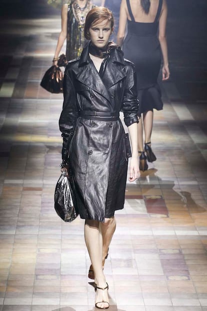 La metalizada retrospectiva de Lanvin