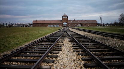 Entrada al campo de exterminio en Auschwitz.