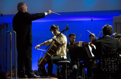 Barenboim y el chelista iraní Kian Soltani.